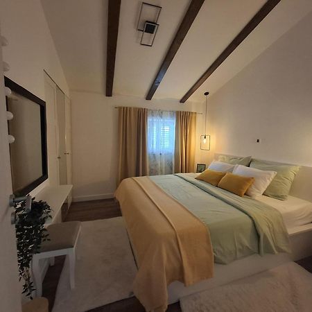 Apartman Pojine Gabonjin Dış mekan fotoğraf